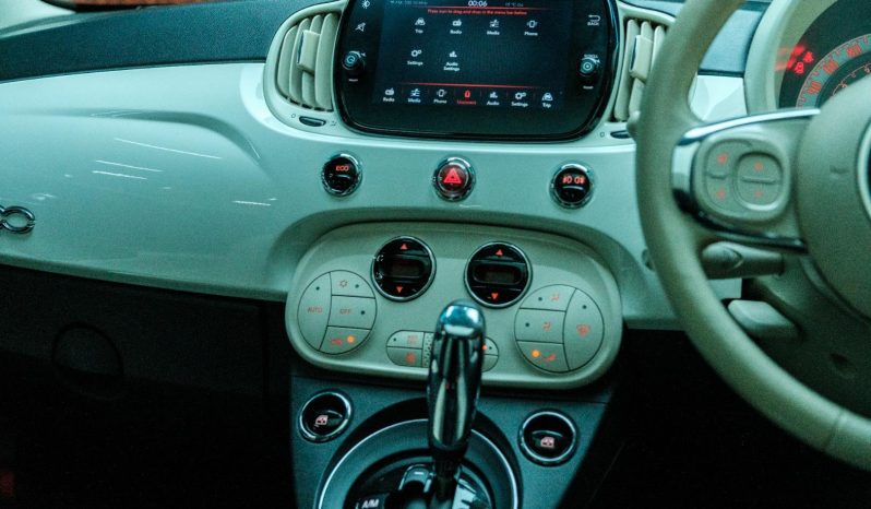 
								Fiat 500 0.9 Dolcevita At full									