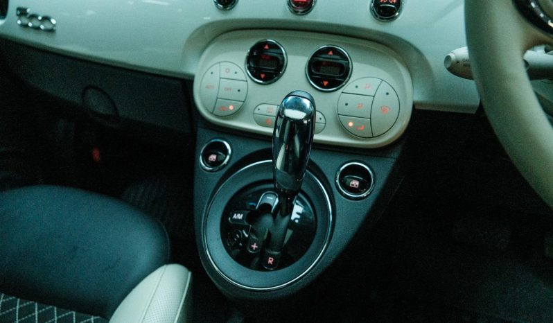 
								Fiat 500 0.9 Dolcevita At full									