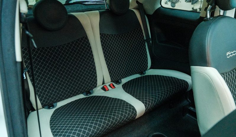 
								Fiat 500 0.9 Dolcevita At full									