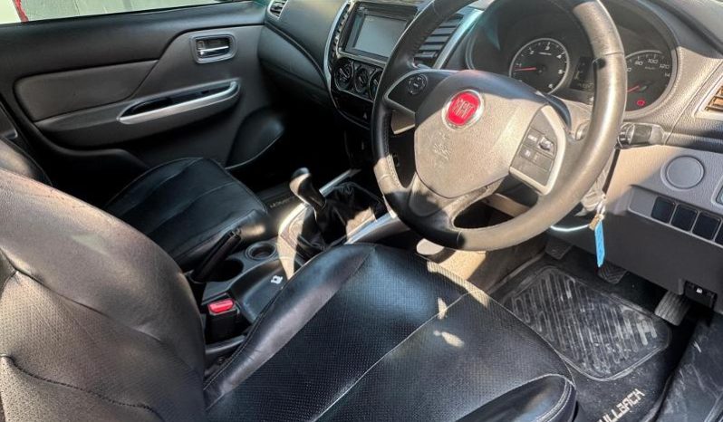 
								Fiat Fullback 2.5D Dcab 4X2 full									