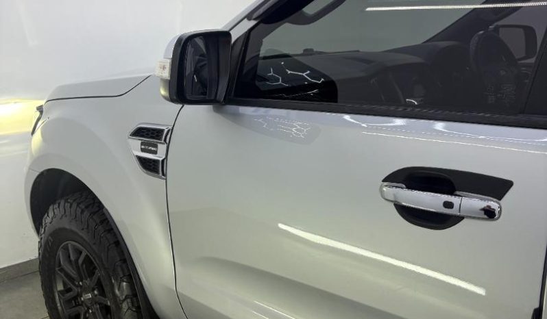 
								Ford Everest 2.0 Bi Turbo Ltd 4X4 At full									