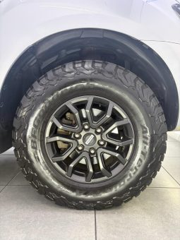 
										Ford Everest 2.0 Bi Turbo Ltd 4X4 At full									