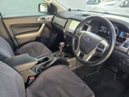 
										Ford Everest 2.0 Bi Turbo Xlt 4X2 At full									