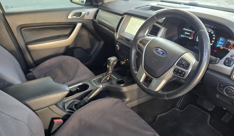 
								Ford Everest 2.0 Bi Turbo Xlt 4X2 At full									