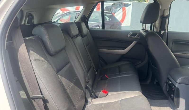 
								Ford Everest 3.2 Tdci Xlt 4X4 At full									