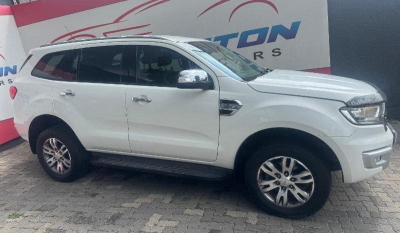 
								Ford Everest 3.2 Tdci Xlt 4X4 At full									