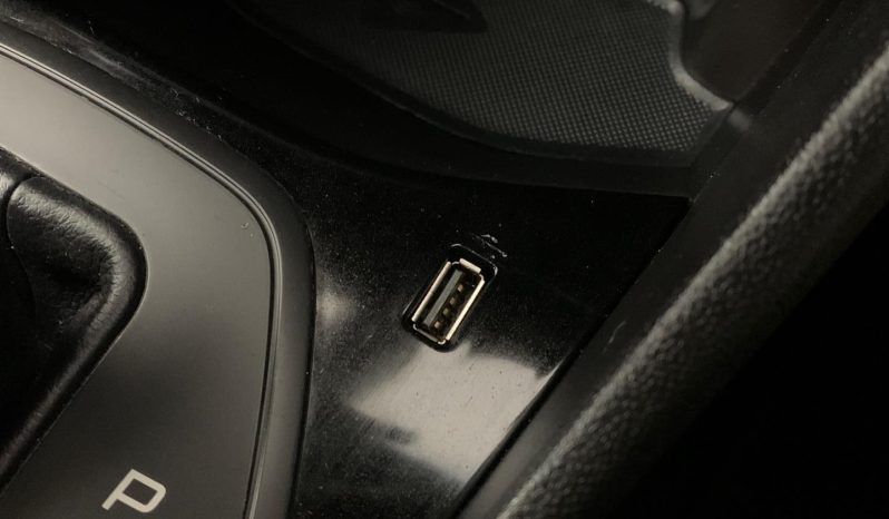 
								Ford Fiesta 1.0 Ecoboost Trend At full									