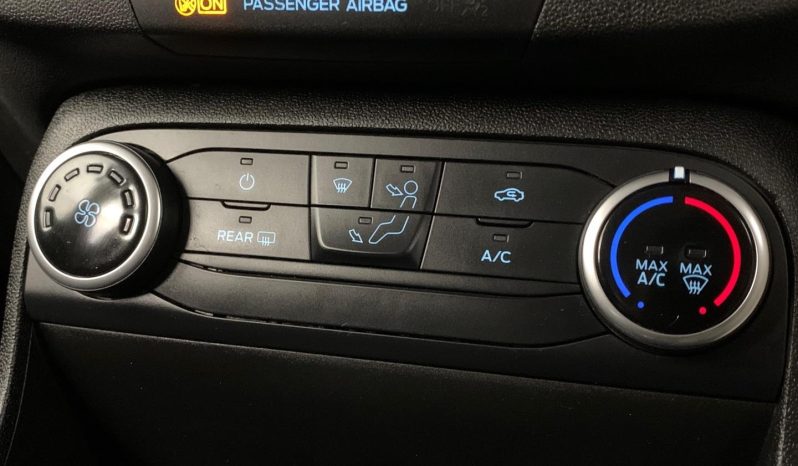 
								Ford Fiesta 1.0 Ecoboost Trend At full									