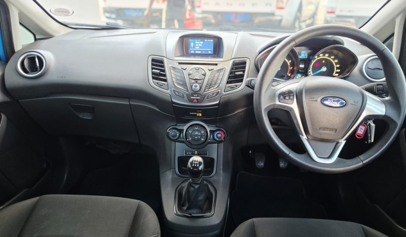 
								Ford Fiesta 1.0 Ecoboost Trend Esp full									