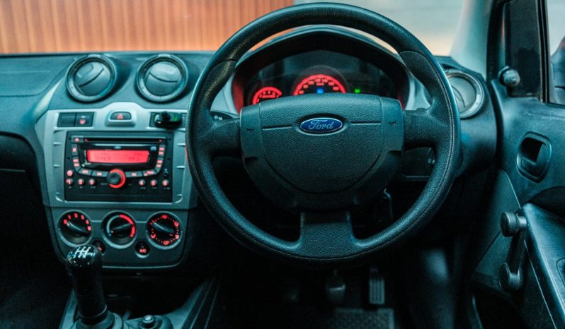 
								Ford Figo 1.4 Trend full									