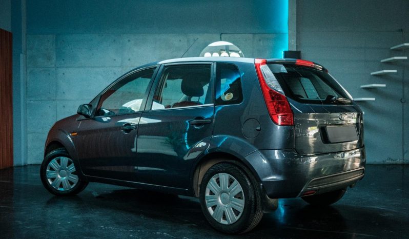 
								Ford Figo 1.4 Trend full									