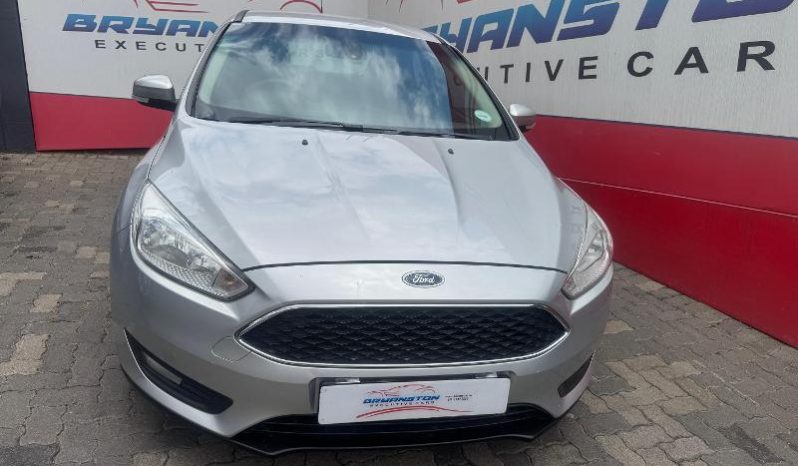 
								Ford Focus 1.0 Ecoboost Trend 5-Door full									