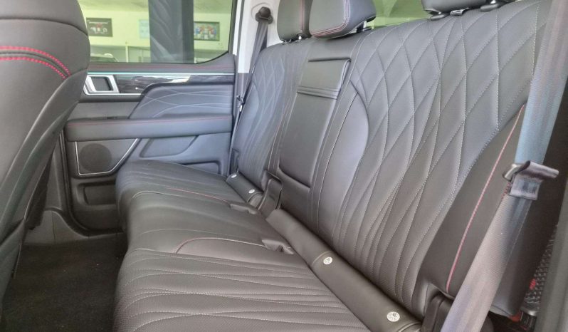 
								FOTON TUNLAND V9 DCAB 4X4 LTD full									