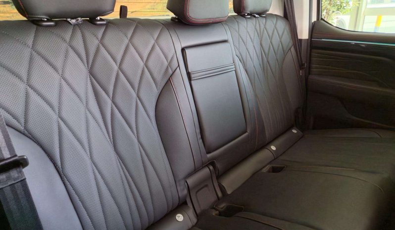 
								FOTON TUNLAND V9 DCAB 4X4 LTD full									
