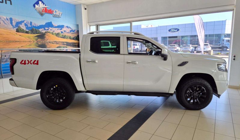
								FOTON TUNLAND V9 DCAB 4X4 LTD full									