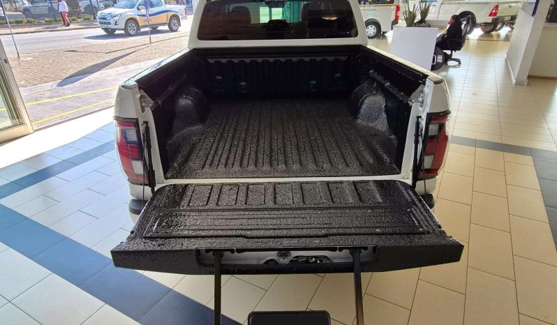 
								FOTON TUNLAND V9 DCAB 4X4 LTD full									