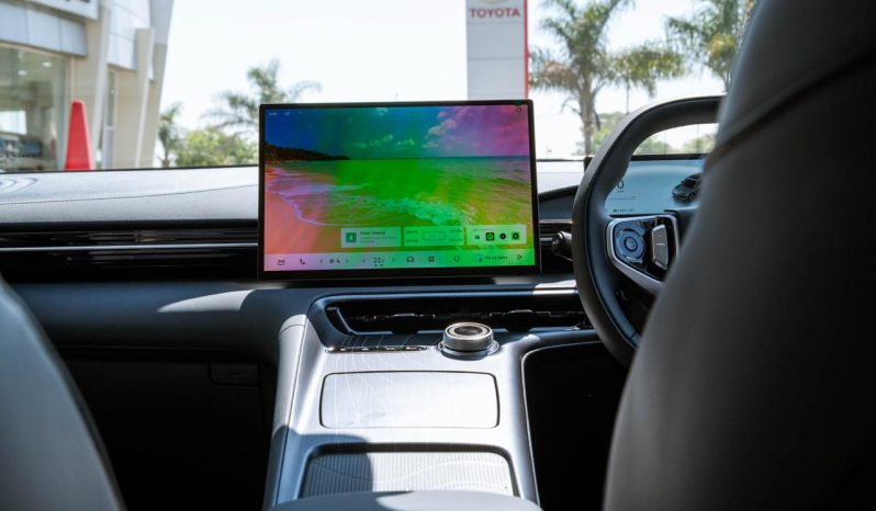
								Geely E5 Aspire full									