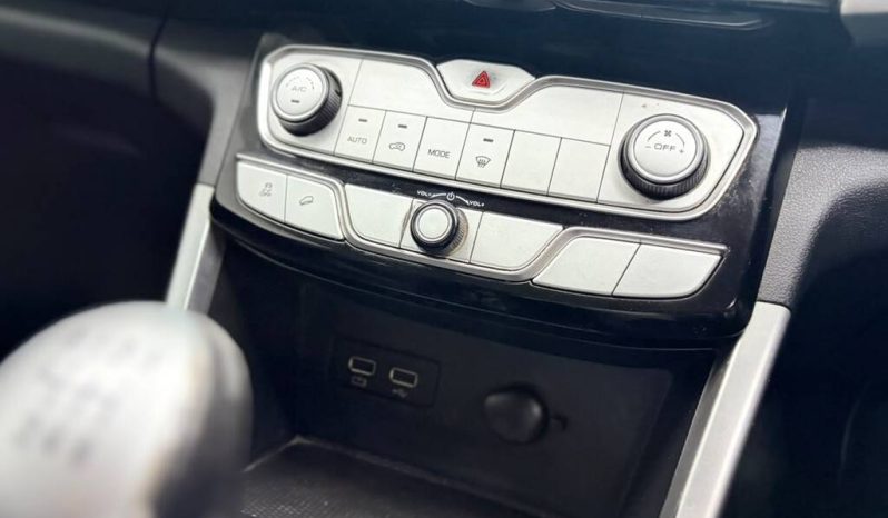 
								Gwm P Series 2.0 Td Dlx S Cab 4X2 full									
