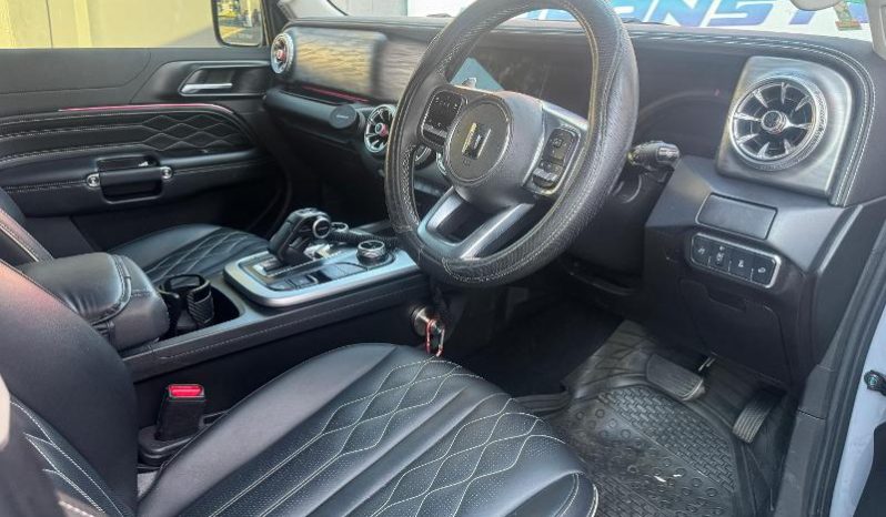 
								Gwm Tank 300 2.0T Super Luxury Hybrid 4X4 At full									