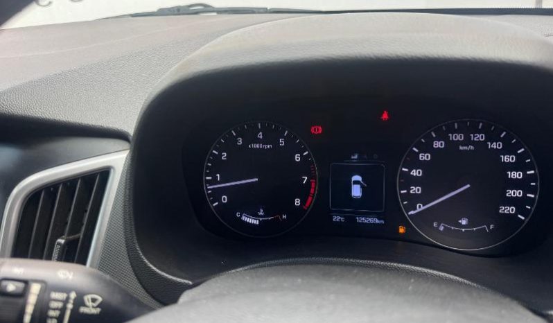 
								Hyundai Creta 1.6 Executive full									