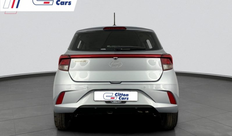 
								Hyundai Grand I10 1.2 Premium At full									