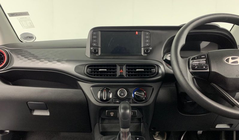 
								Hyundai Grand I10 1.2 Premium At full									