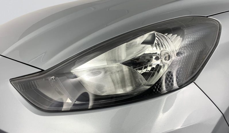 
								Hyundai Grand I10 1.2 Premium At full									