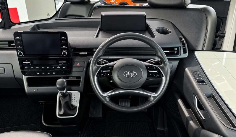 
								Hyundai H-1/STARIA STARIA 2.2D EXECUTIVE A/T full									