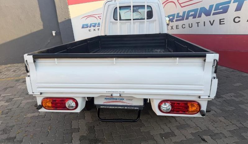 
								Hyundai H100 Bakkie 2.6D Chassis Cab Ac full									