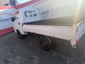 Hyundai H100 Bakkie 2.6D Chassis Cab Ac