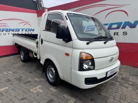 Hyundai H100 Bakkie 2.6D Deck