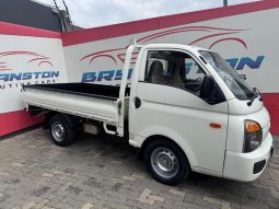 
										Hyundai H100 Bakkie 2.6D Deck full									