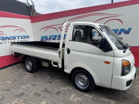 Hyundai H100 Bakkie 2.6D Deck