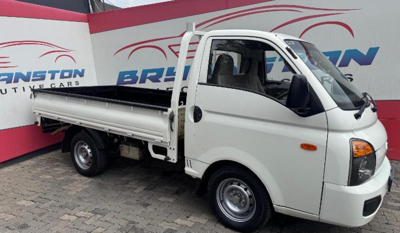 
								Hyundai H100 Bakkie 2.6D Deck full									