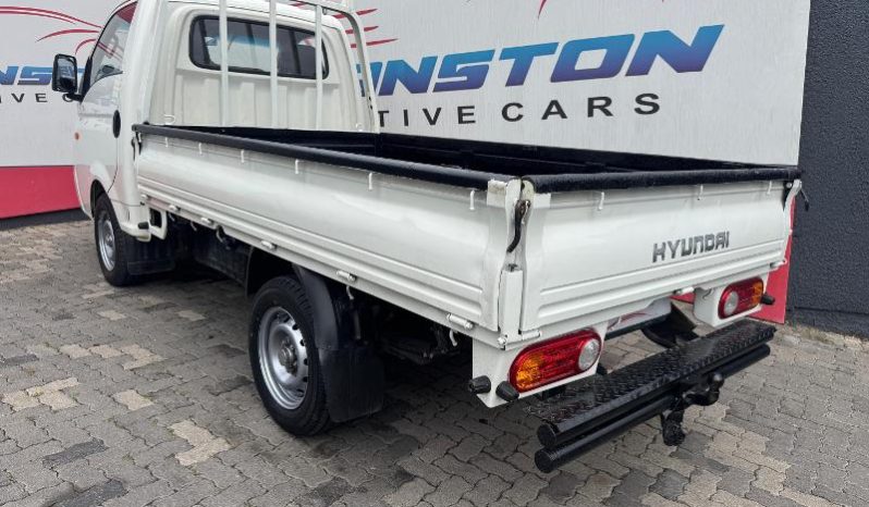 
								Hyundai H100 Bakkie 2.6D Deck full									
