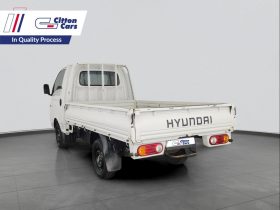 Hyundai H100 Bakkie 2.6D Deck