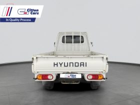 Hyundai H100 Bakkie 2.6D Deck