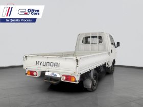 Hyundai H100 Bakkie 2.6D Deck