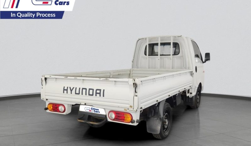 
								Hyundai H100 Bakkie 2.6D Deck full									