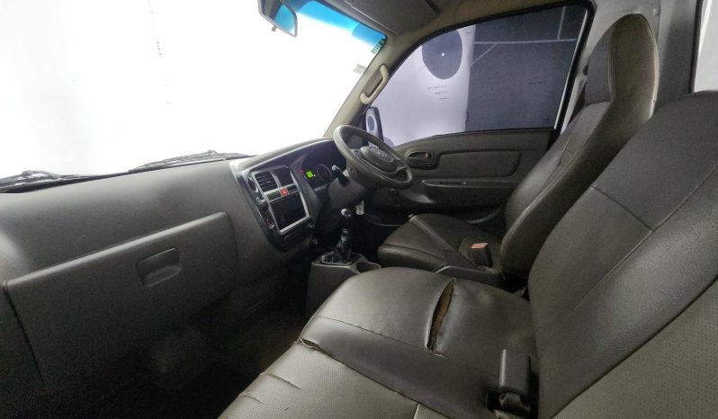 
								Hyundai H100 Bakkie 2.6D Deck full									