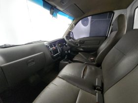 Hyundai H100 Bakkie 2.6D Deck