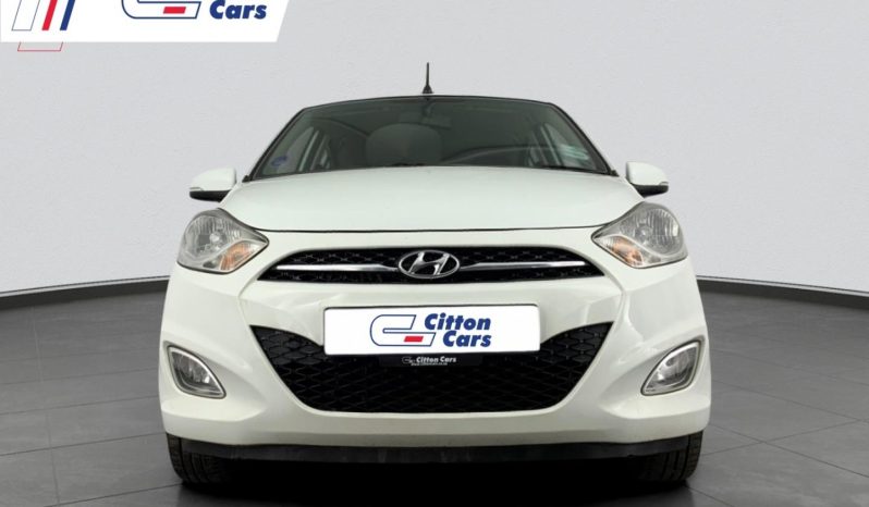 
								Hyundai I10 1.1 Motion full									