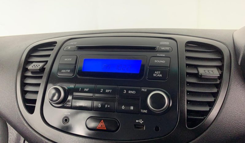 
								Hyundai I10 1.1 Motion full									