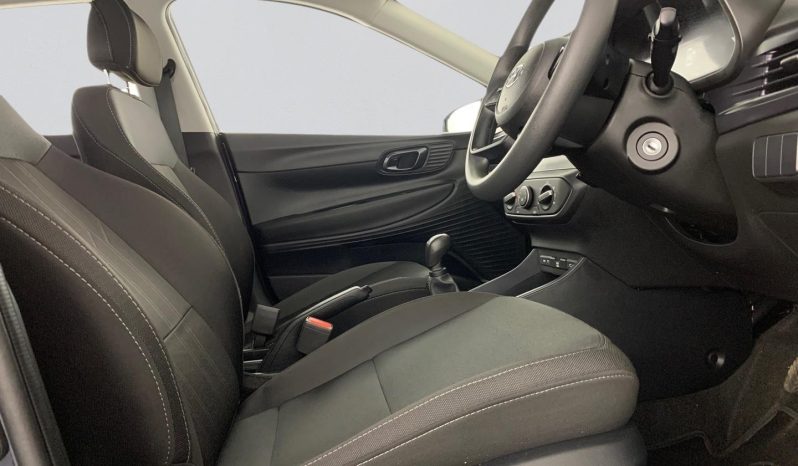 
								Hyundai I20 1.2 Motion full									