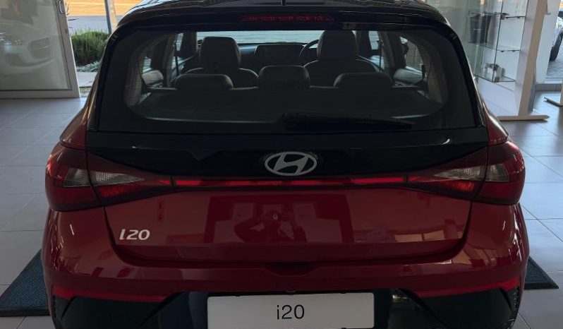 
								Hyundai I20 1.4 Executive At full									