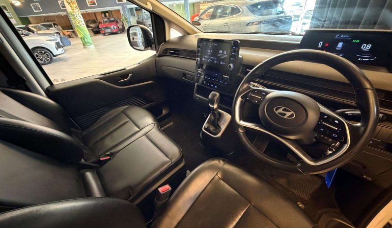 
								Hyundai Staria 2.2D Executive 9 Seater At full									