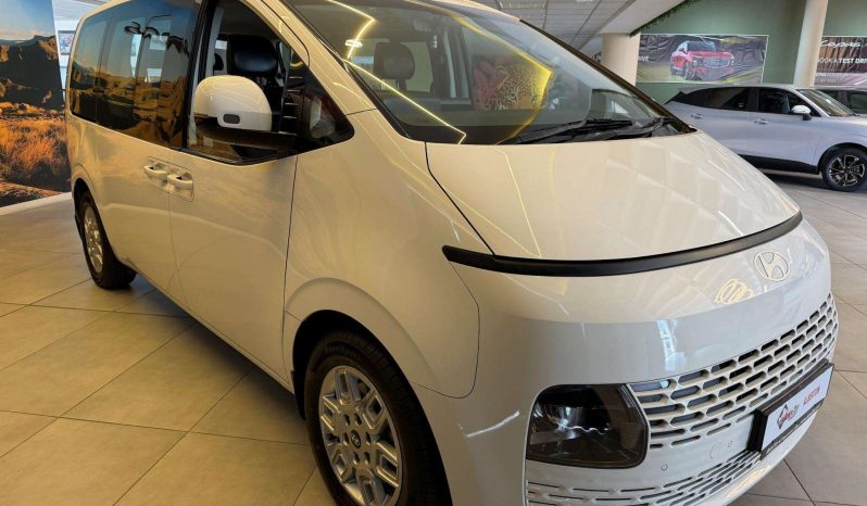 
								Hyundai Staria 2.2D Executive 9 Seater At full									