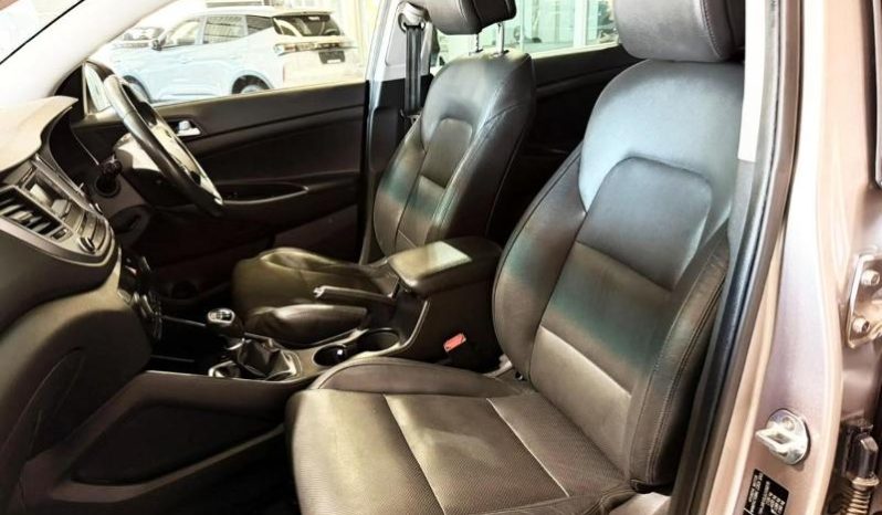 
								Hyundai Tucson 1.6 Tgdi Executive full									