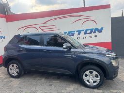 
										Hyundai Venue 1.2 Motion full									