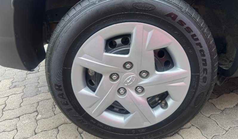 
								Hyundai Venue 1.2 Motion full									